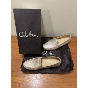 Cole Haan Air Penny Driver Loafer Soft Gold Metal New in Box size 9 B